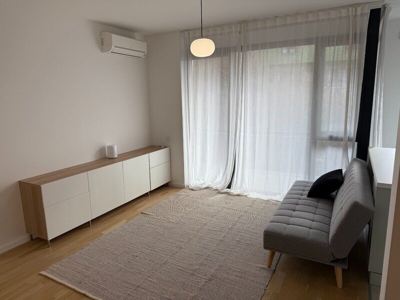 Timpuri Noi, Metrou.