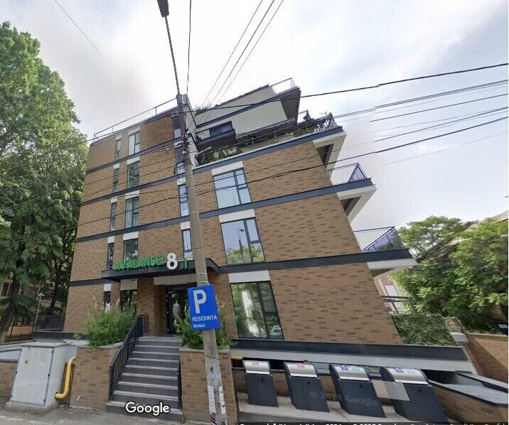 Timpuri Noi, Metrou.