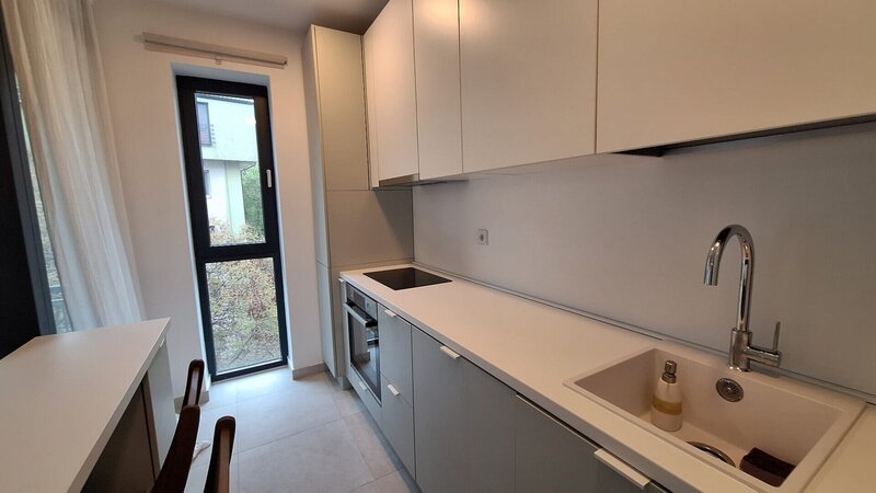 Timpuri Noi, Metrou.